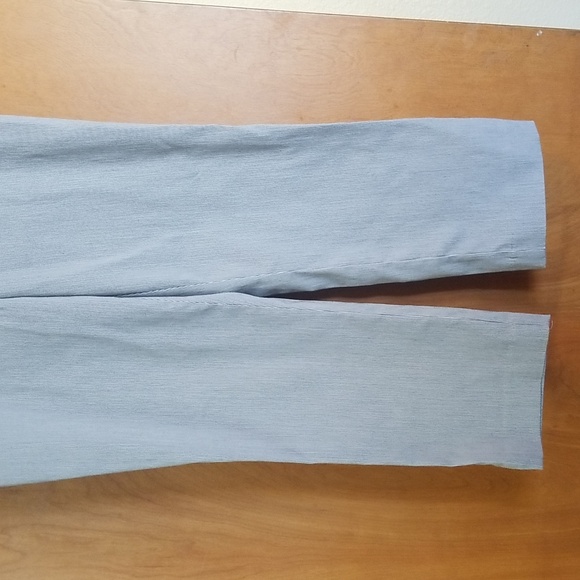 Hilary Radley Ladies' Seersucker Pull-On Ankle Pant - Picture 2 of 6